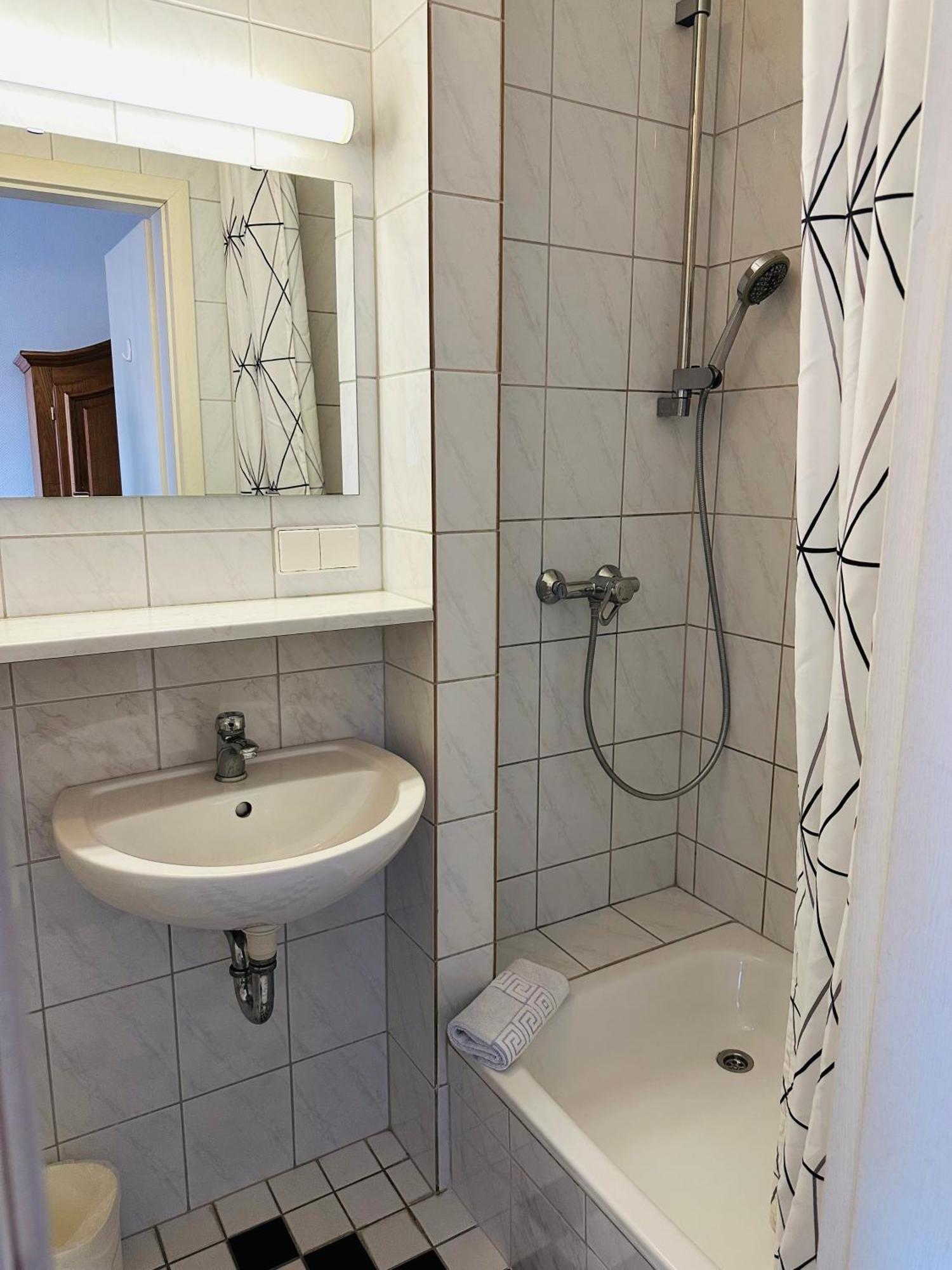 Badischer Hof Hotel Мангейм Экстерьер фото