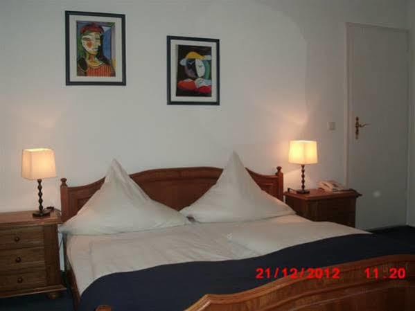 Badischer Hof Hotel Мангейм Экстерьер фото