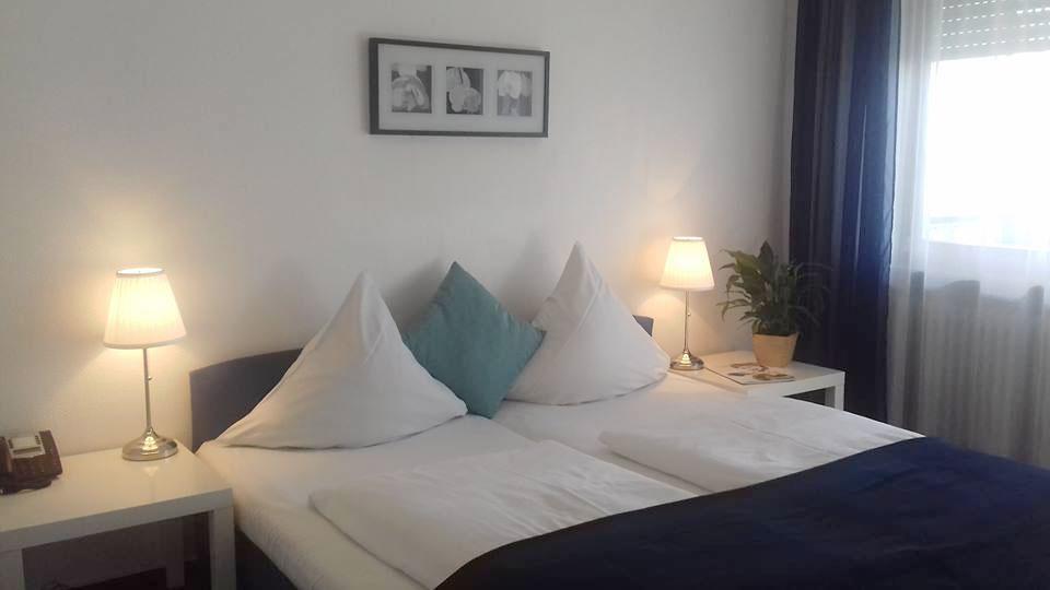 Badischer Hof Hotel Мангейм Экстерьер фото