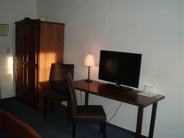 Badischer Hof Hotel Мангейм Экстерьер фото